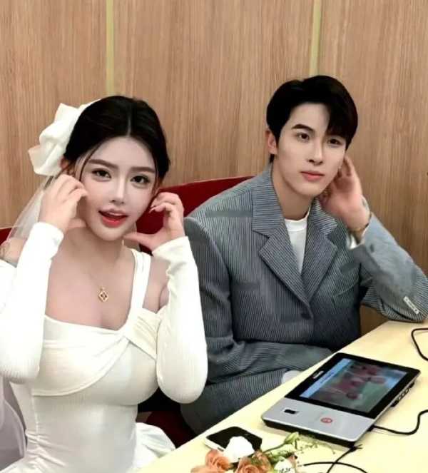 6205345905_d59a564256-160x160