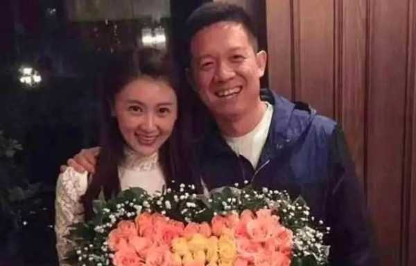 甘薇与贾跃亭离婚 否认拿40亿