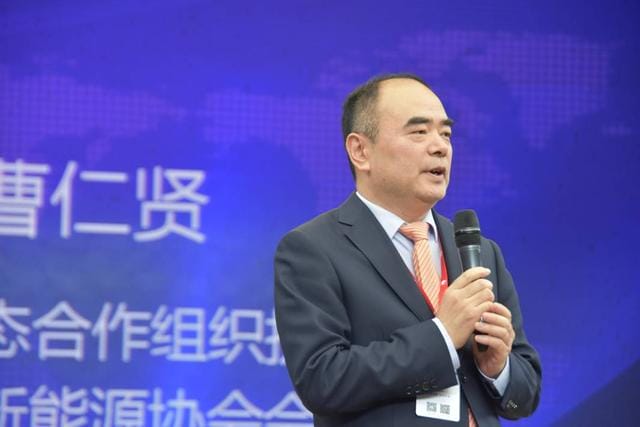 最赚钱的5人:福建同学上榜,1年增千亿,河南山东2人在广东发家