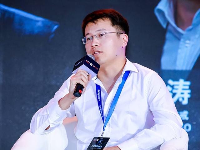 最赚钱的5人:福建同学上榜,1年增千亿,河南山东2人在广东发家