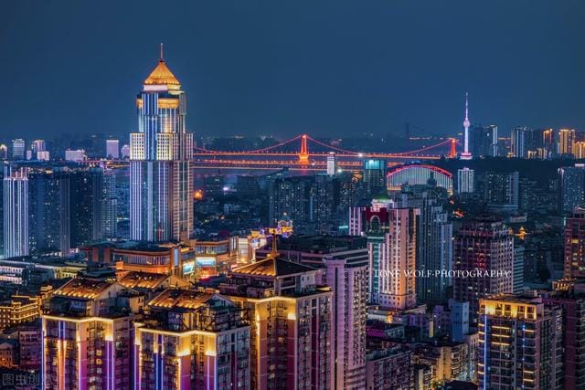 普通人想赚钱,只要多尝试,才会有出路