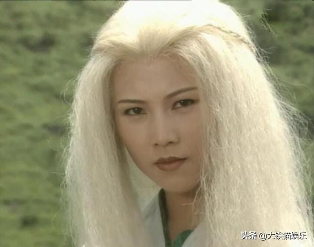 白发魔女传蔡少芬版（12版“练霓裳”颜值对比）(25)