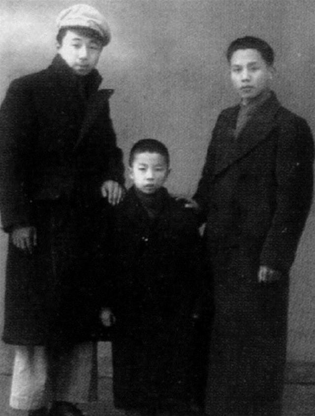 李丁是几几年出生的（李丁演员的两个儿子现状）(4)