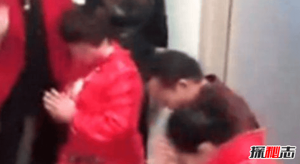 浙江宁波一男娶两女婚礼真相 实则一场为母冲喜的闹剧