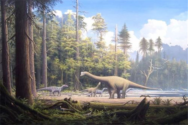 近蜥龙 远古时代已灭绝的行走者 生存时间比较长