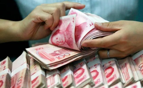 中国居民存款破纪录了吗2023 为什么存钱的人越来越多了