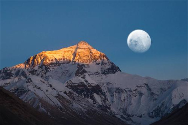 太阳系10大最高的山 奥林帕斯山最高可达15 5英里