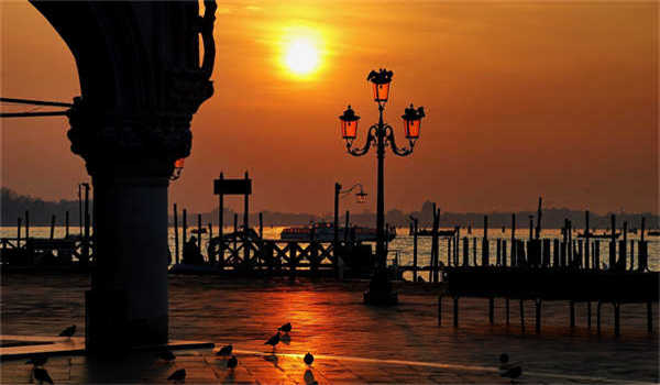 漫步上海威尼斯，探秘免费寻宝之旅