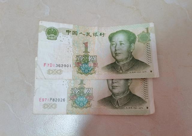 中国人的赚钱模式，别人干什么赚钱，我就跟着干什么